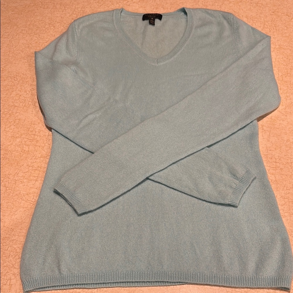 Charter Club Luxury Cashmere Soft Blue V-Neck Sweater